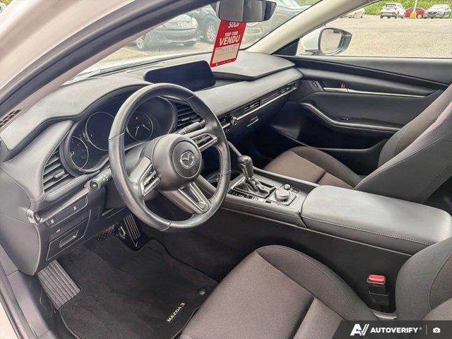 mazda Mazda3 2023 - 16