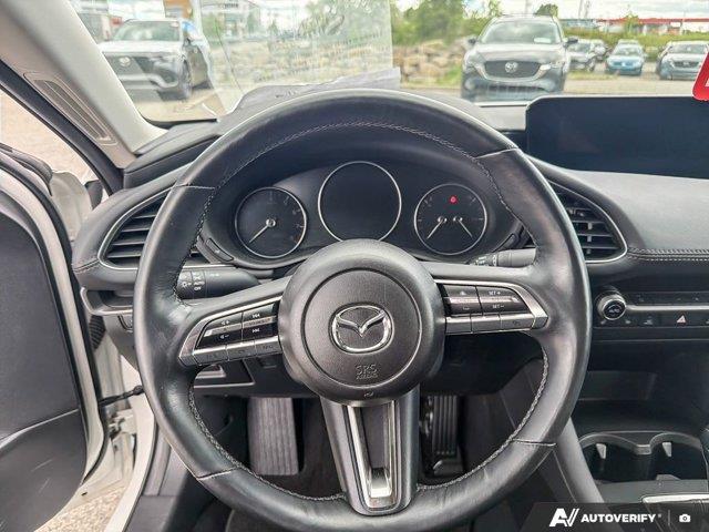 mazda Mazda3 2023 - 17