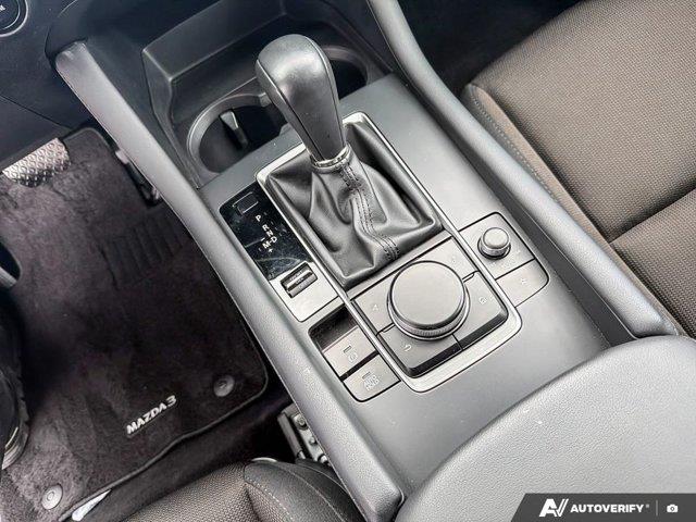 mazda Mazda3 2023 - 21