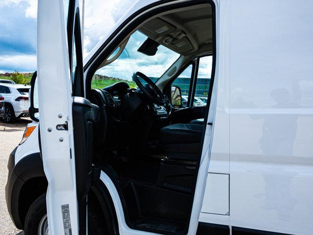ram ProMaster fourgonnette utilitaire 2025 - 16