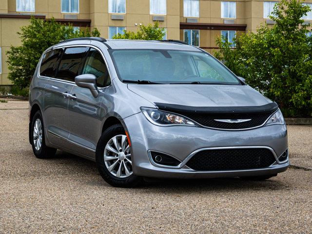 chrysler Pacifica 2017 - 2