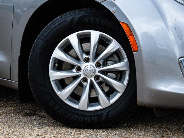 chrysler Pacifica 2017 - 5