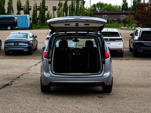 chrysler Pacifica 2017 - 15