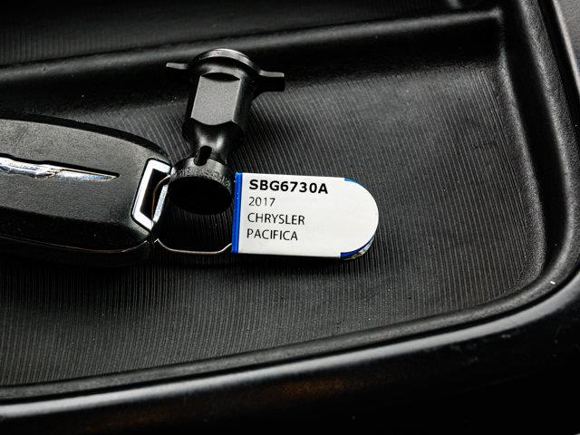 chrysler Pacifica 2017 - 33