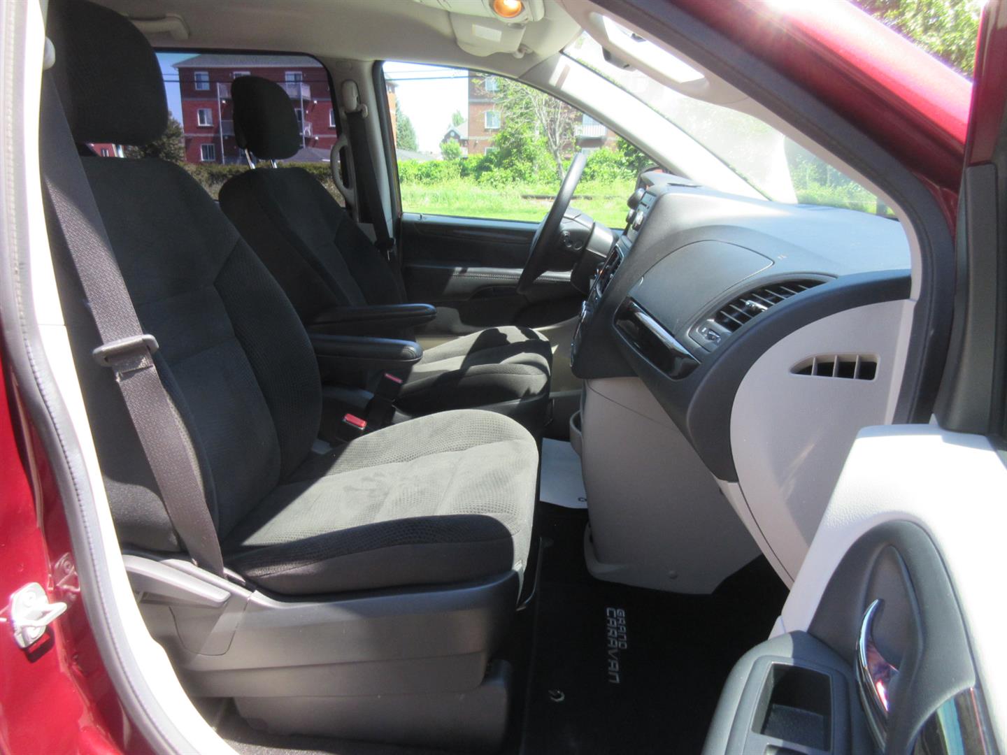 dodge Grand Caravan 2017 - 23