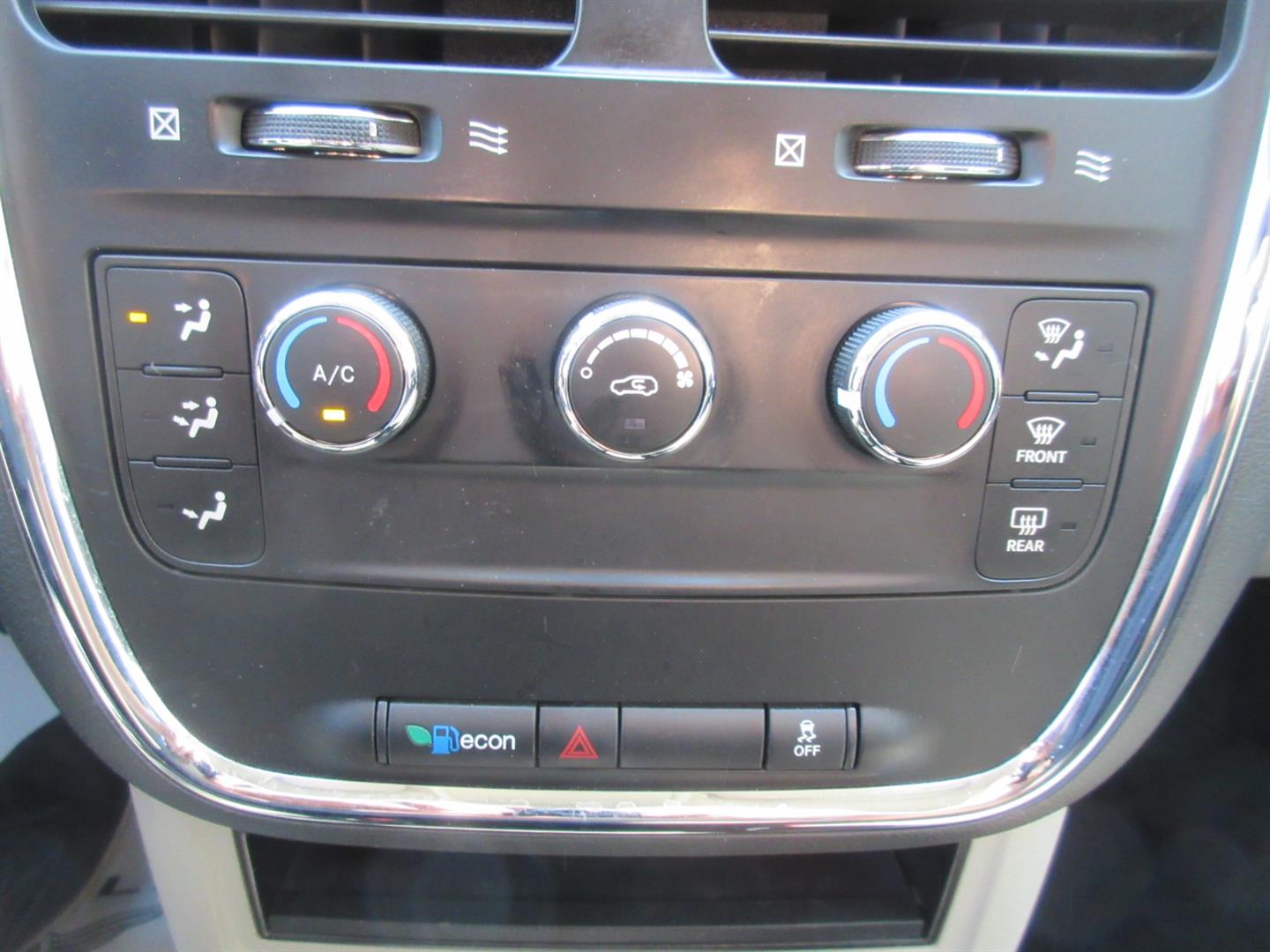 dodge Grand Caravan 2017 - 13