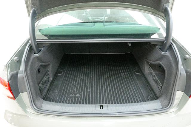 audi berline A4 2023 - 10