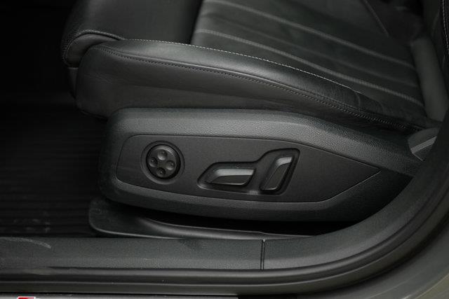audi berline A4 2023 - 13