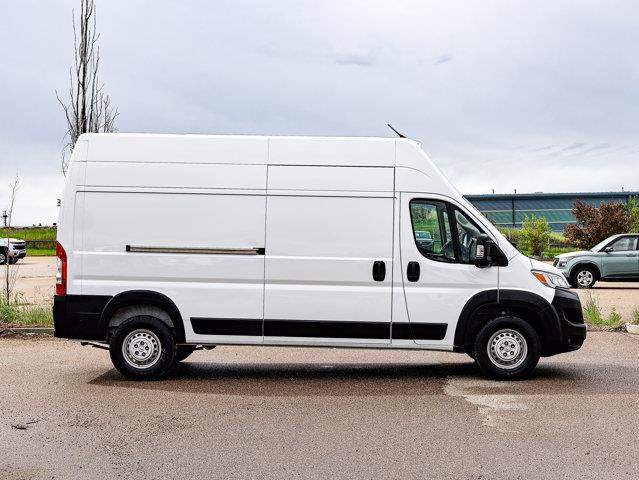 ram ProMaster fourgonnette utilitaire 2024 - 14