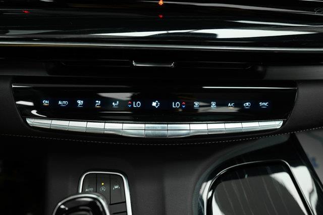 cadillac Escalade 2024 - 17