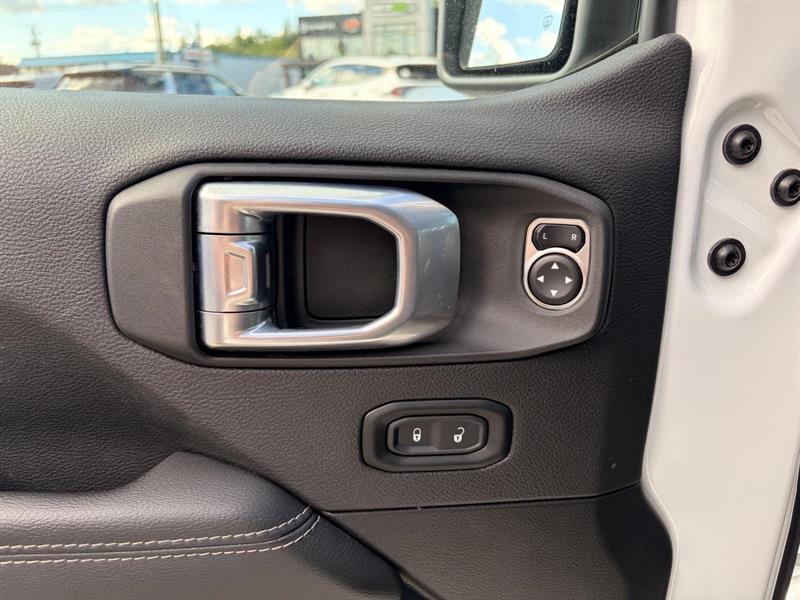 jeep Wrangler 2023 - 10