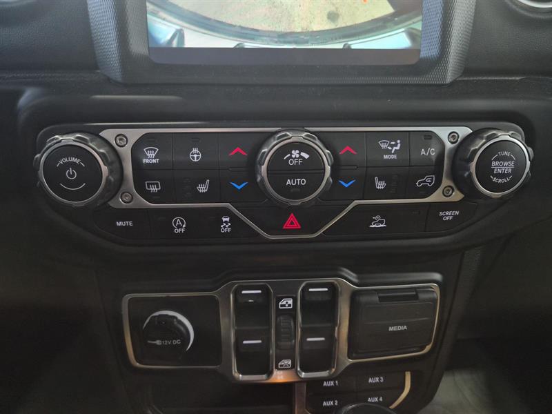 jeep Wrangler 2022 - 17