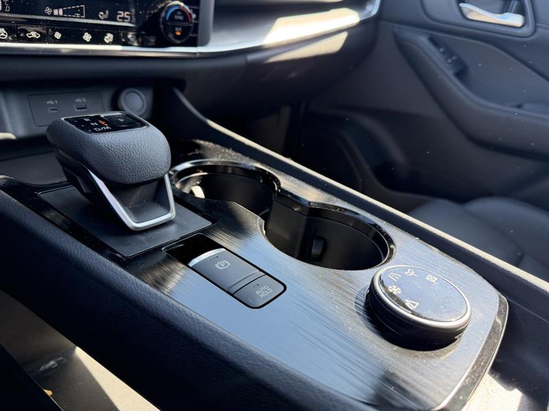 nissan Rogue 2023 - 18