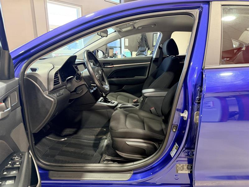 hyundai Elantra 2019 - 12