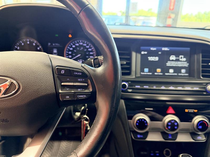 hyundai Elantra 2019 - 18