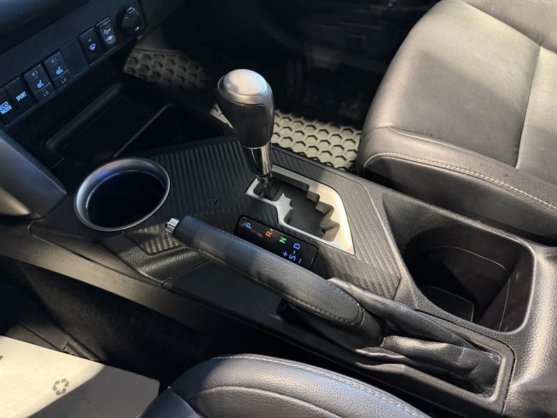 toyota RAV4 2015 - 22