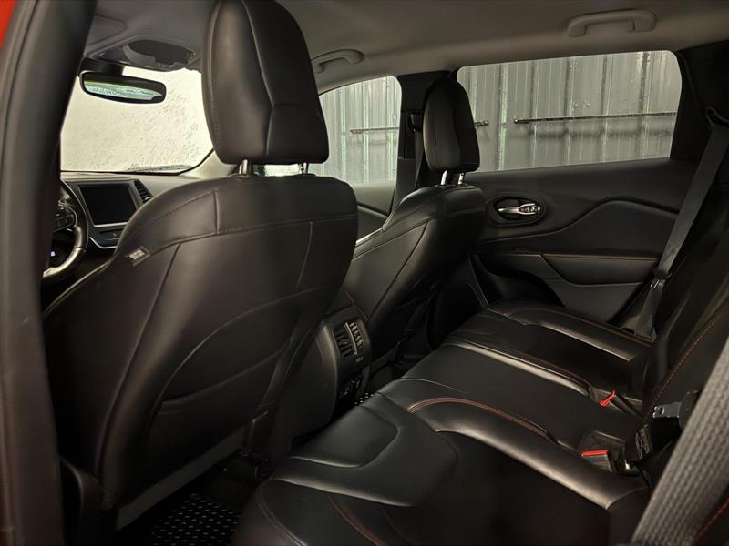 jeep Cherokee 2021 - 9