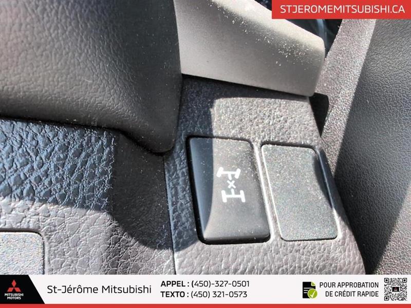 toyota RAV4 2017 - 11