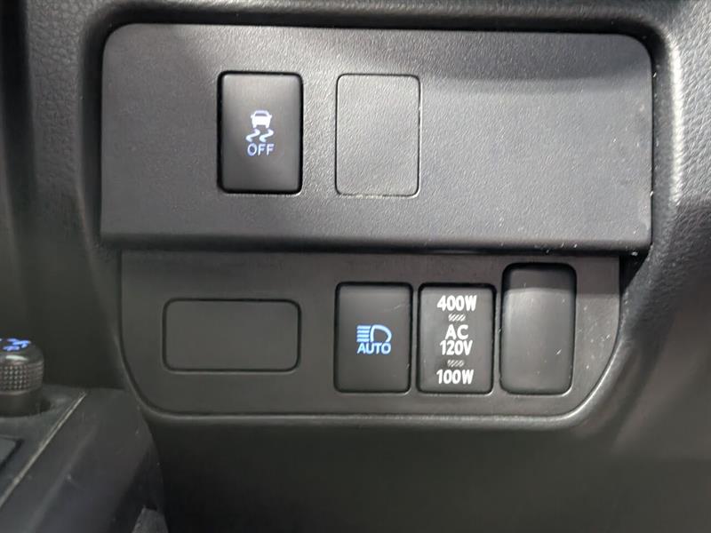 toyota Tacoma 2022 - 13