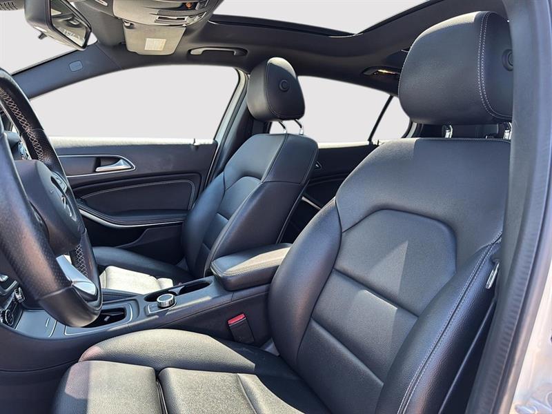 mercedes-benz GLA 250 2018 - 15