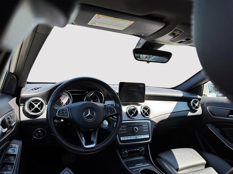 mercedes-benz GLA 250 2018 - 22