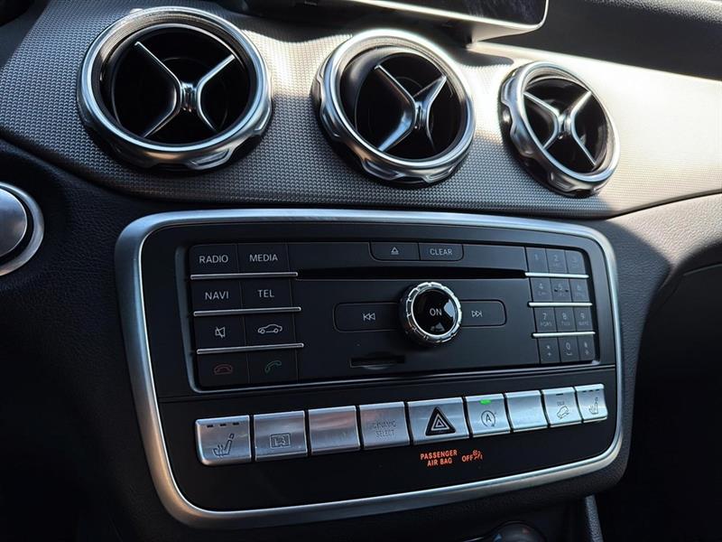 mercedes-benz GLA 250 2018 - 34