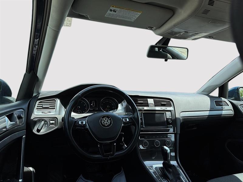 volkswagen Golf 2018 - 21