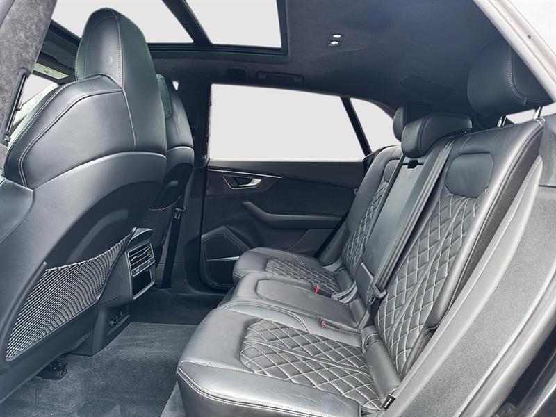 audi SQ8 2022 - 18