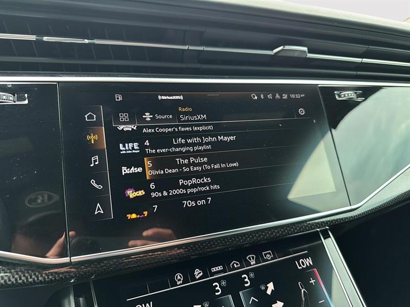 audi SQ8 2022 - 32