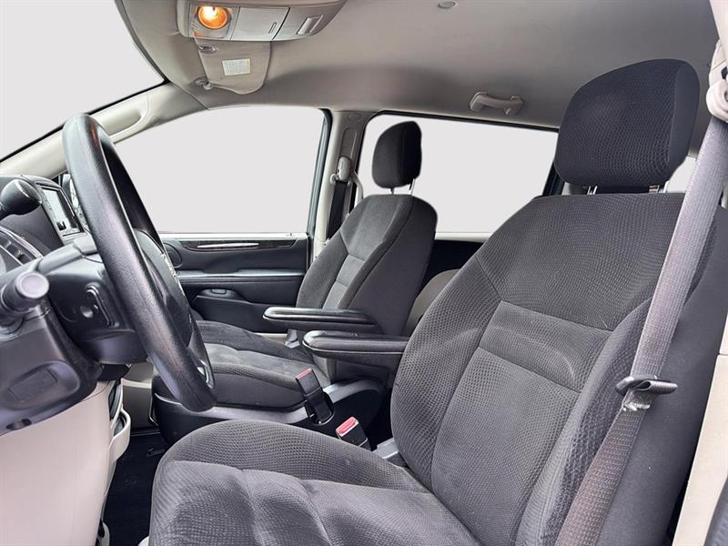 dodge Grand Caravan 2018 - 14