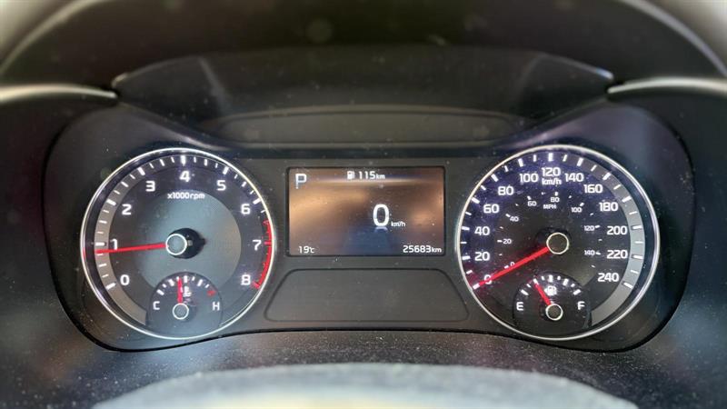 kia Forte 2022 - 17