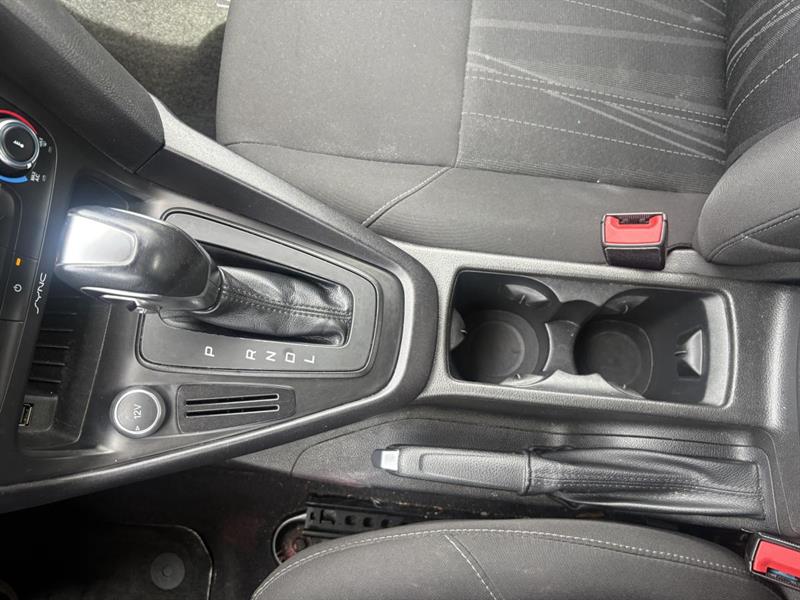 ford Focus 2016 - 26