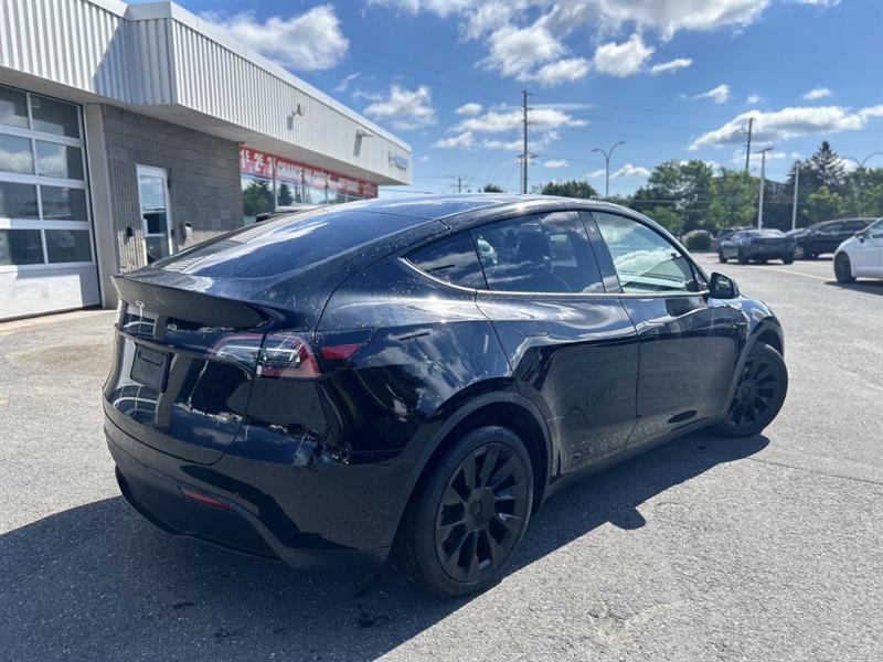 tesla Model Y 2022 - 5