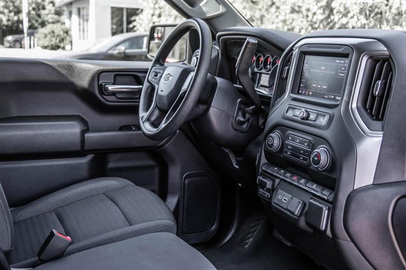 chevrolet Silverado 1500 2024 - 32
