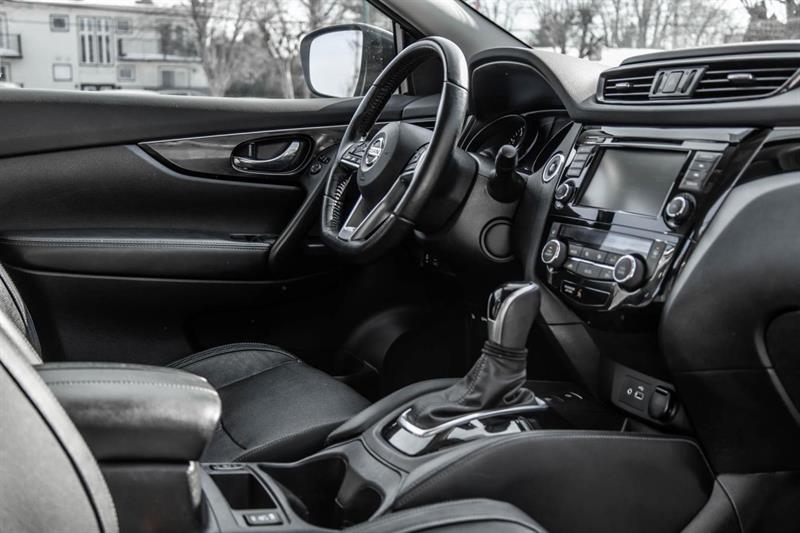 nissan Qashqai 2019 - 32