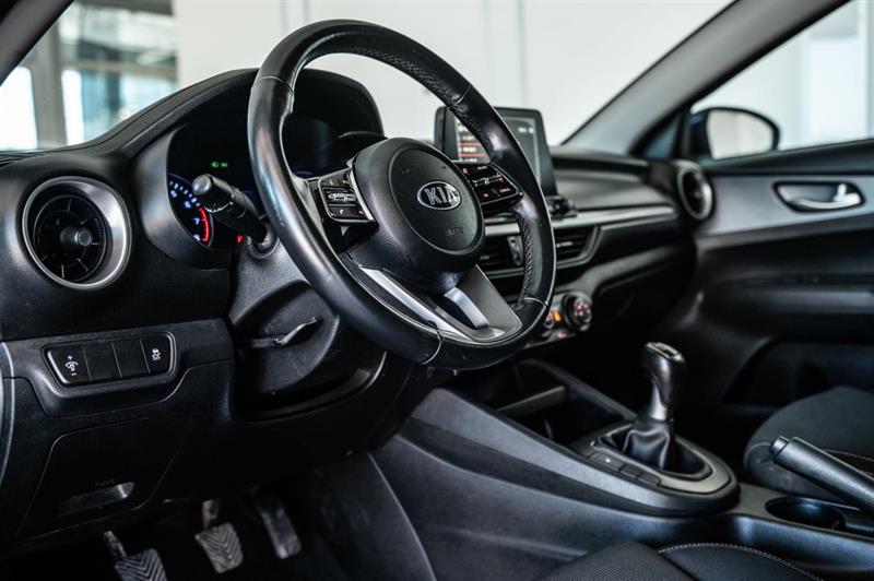 kia Forte 2020 - 12