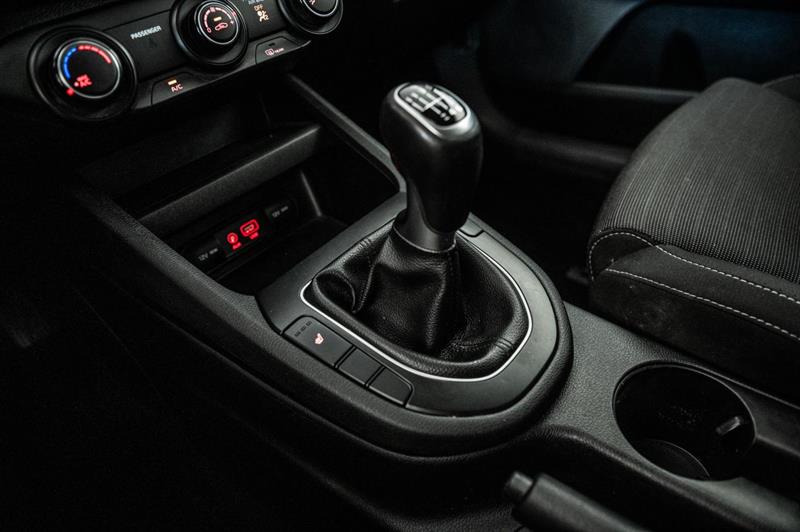 kia Forte 2020 - 20