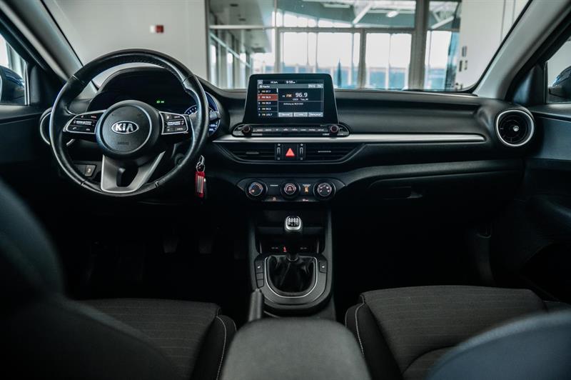 kia Forte 2020 - 24