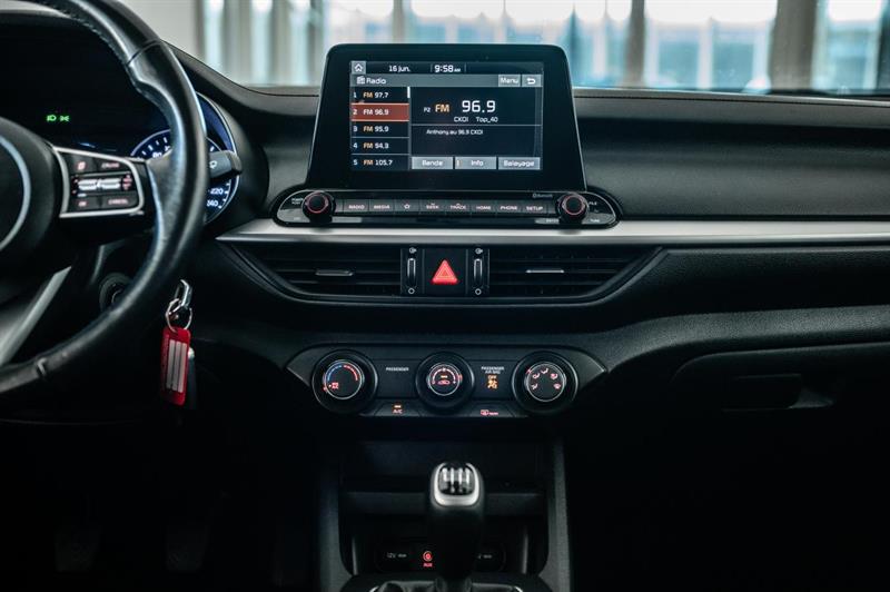 kia Forte 2020 - 26
