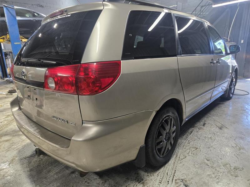 toyota Sienna 2008 - 7
