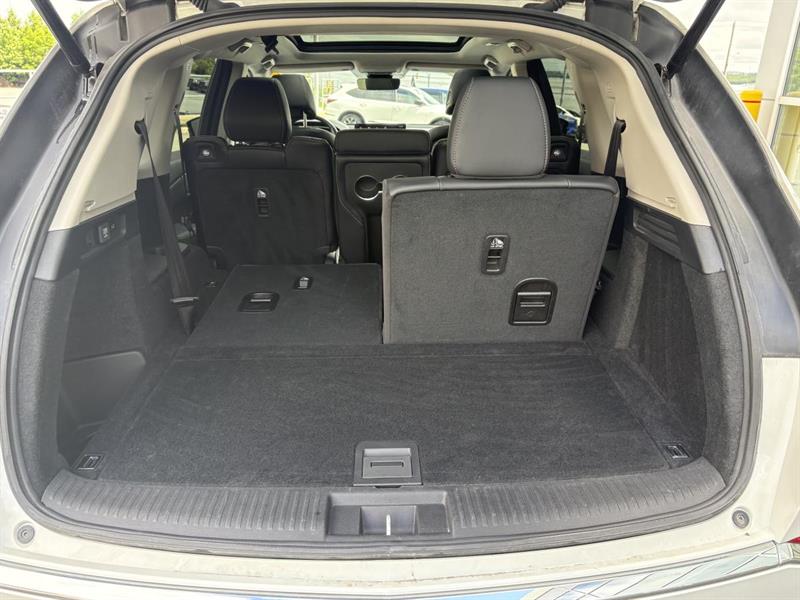 acura MDX 2023 - 16