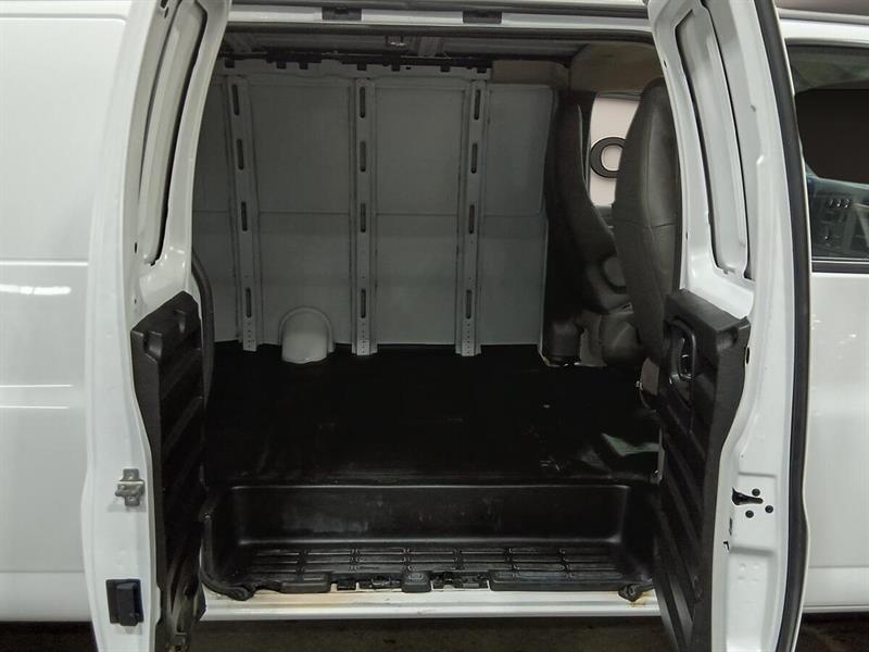 gmc Savana 2023 - 6