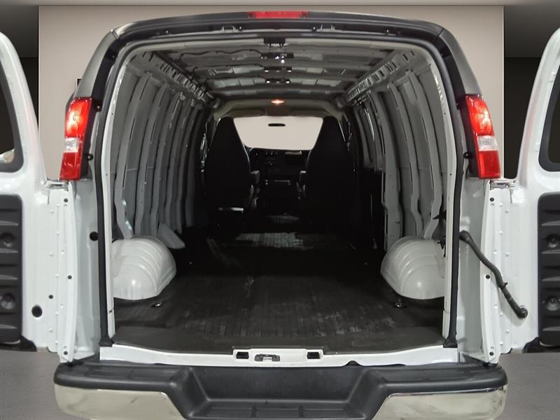 gmc Savana 2023 - 7