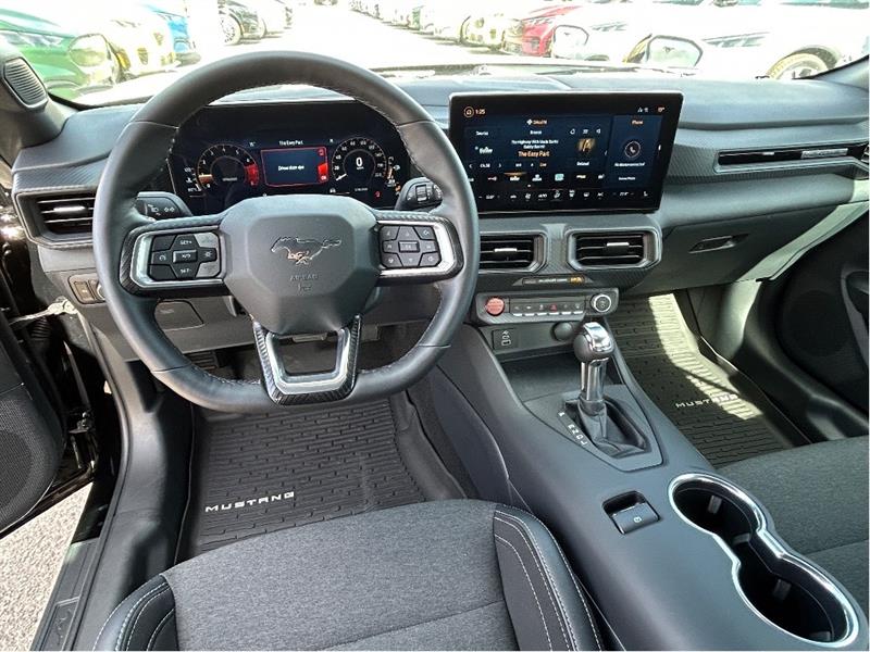 ford Mustang 2025 - 11