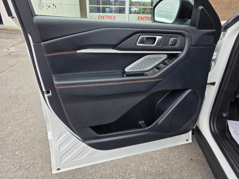 ford Explorer 2026 - 17