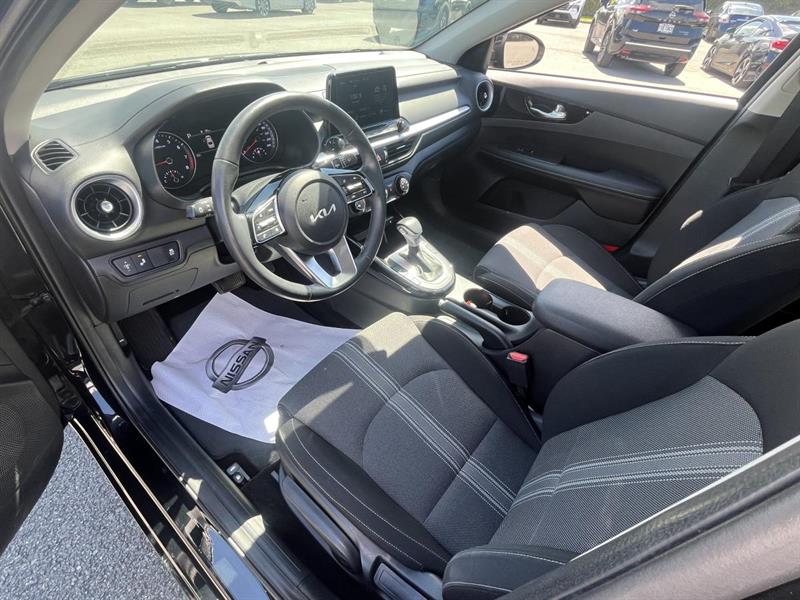 kia Forte 2024 - 9