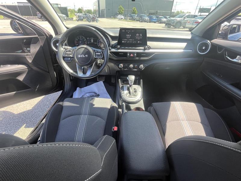 kia Forte 2024 - 10