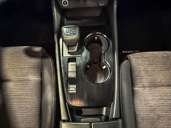nissan Rogue 2022 - 23