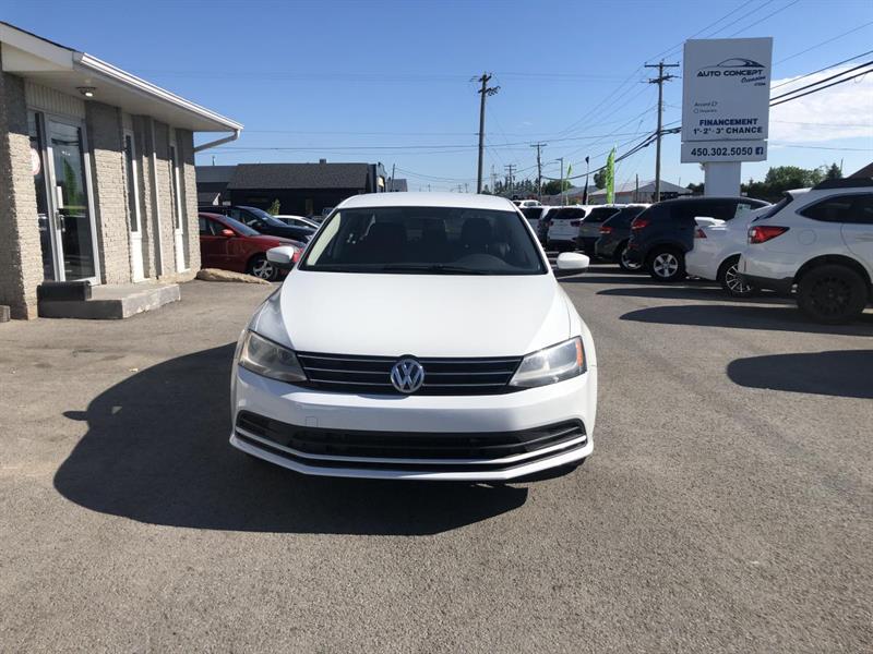 volkswagen Jetta 2017 - 4