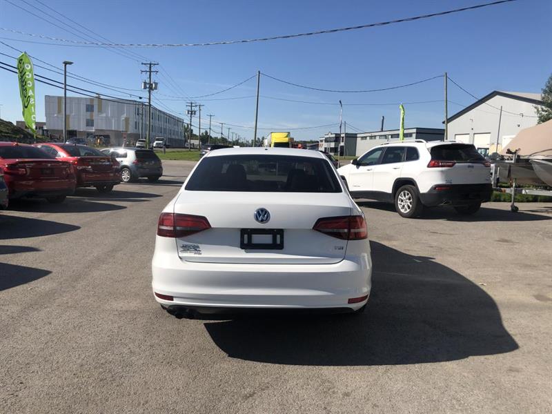 volkswagen Jetta 2017 - 8